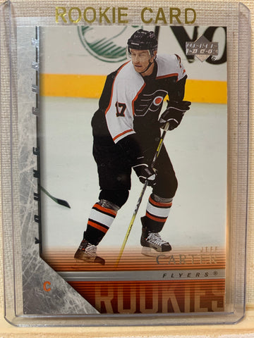 2005-06 UPPER DECK HOCKEY #444 PHILADELPHIA FLYERS - JEFF CARTER YOUNG GUNS ROOKIE CARD RAW