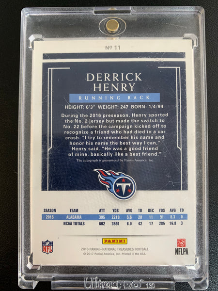 2016 PANINI NATIONAL TREASURES FOOTBALL #11 TENNESSE TITANS - DERRICK HENRY ROOKIE CARD AUTOGRAPHED AND NUMBERED 25/49