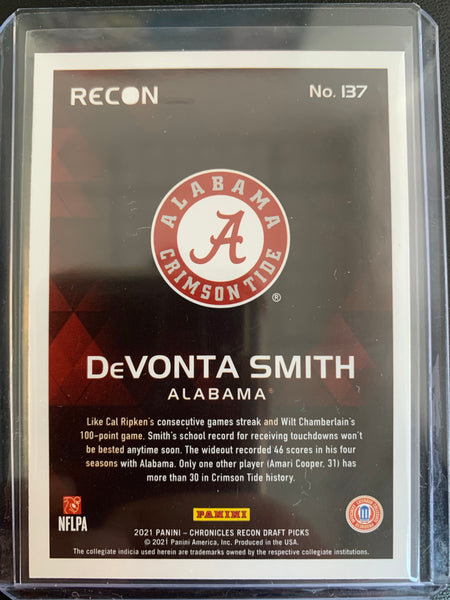 2021 PANINI CHRONICLES DRAFT PICKS FOOTBALL #137 PHILADELPHIA EAGLES - DEVONTA SMITH RECON ROOKIE CARD