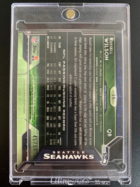 2015 TOPPS CHROME FOOTBALL #15 SEATTLE SEAHAWKS - RUSSELL WILSON GOLD REFRACTOR NUMBERED 45/50