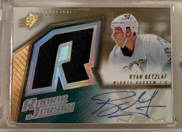 2005-06 SPX HOCKEY #170 ANAHEIM DUCKS - RYAN GETZLAF SPX AUTOGRAPHED JERSEY ROOKIE CARD RAW