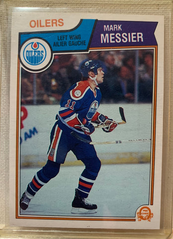 1983-84 O-PEE-CHEE HOCKEY #39 EDMONTON OILERS - MARK MESSIER CARD RAW